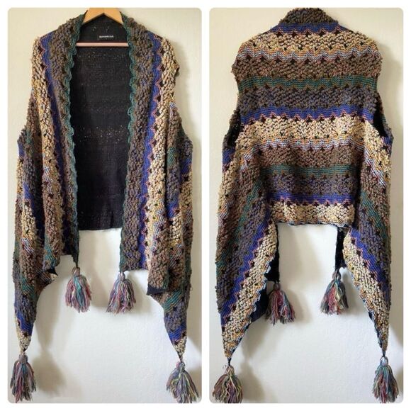 Boho Textured Knit Vest - Picture 1 of 11